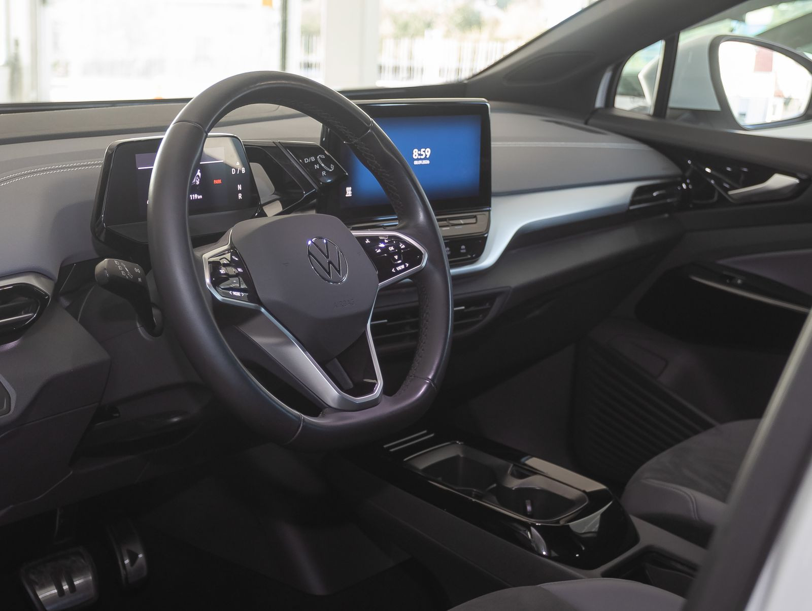 Volkswagen ID.4 Pro Performance Navi LED ACC Standklima AHK