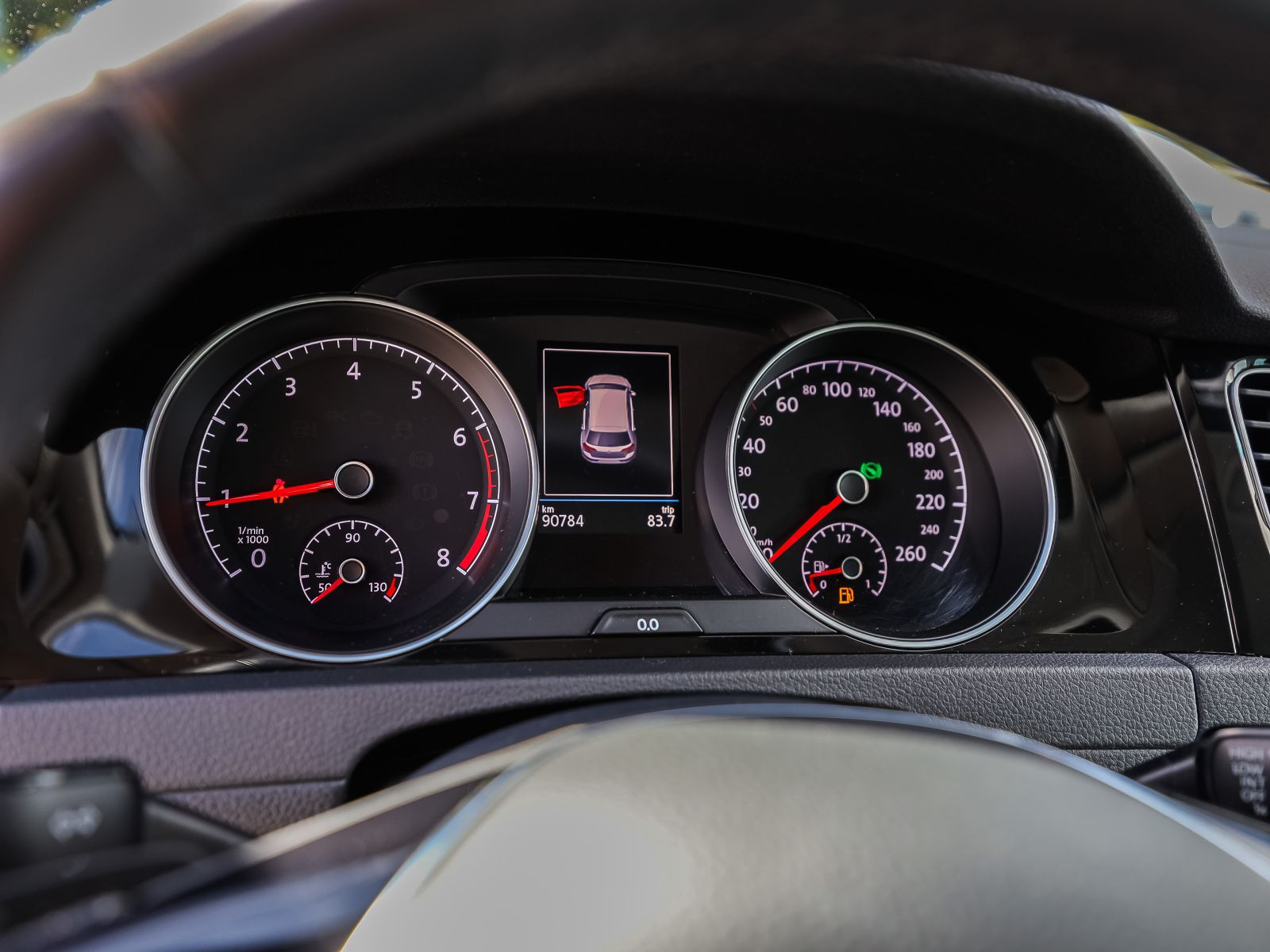Volkswagen Golf VII 1.5 TSI DSG R-Line, Navi, LED, Rückfahrkamera, Parkpilot
