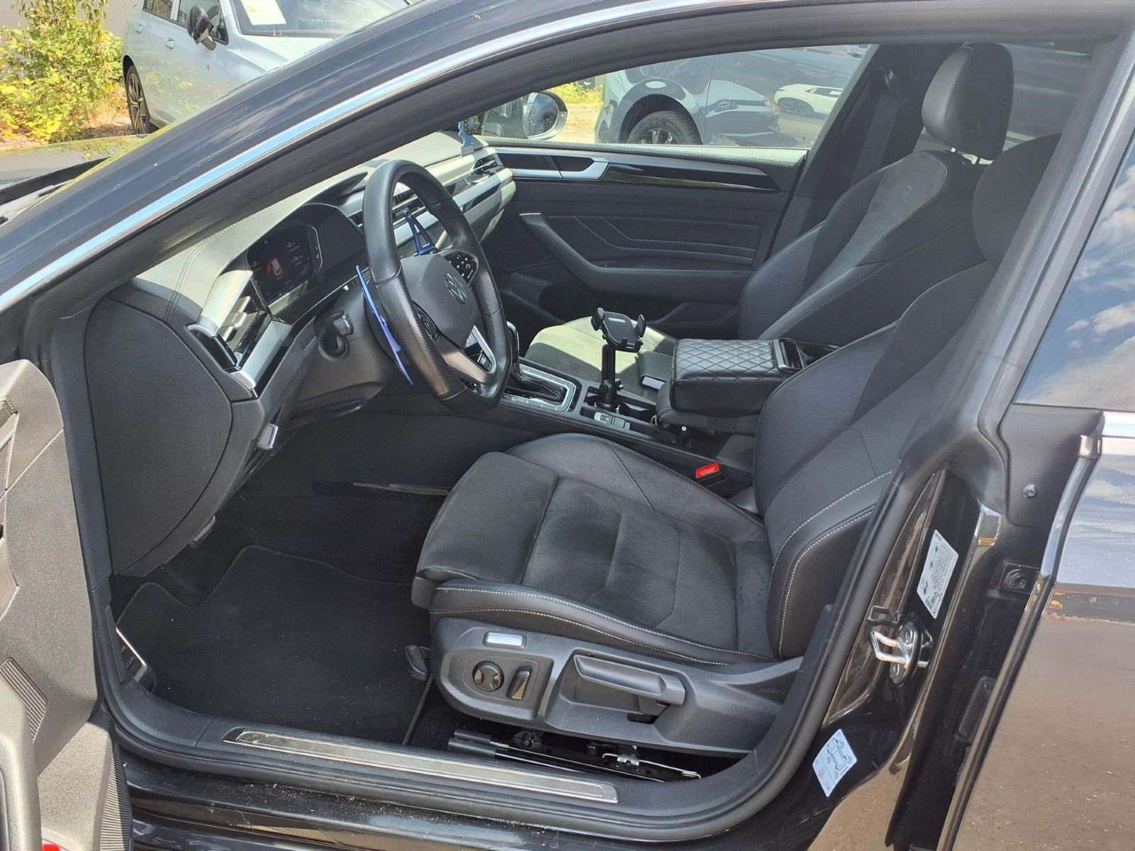 Volkswagen Arteon Shooting Brake 2.0 TDI DSG R-Line, AHK, Navi, LED, Digital Cockpit Pro