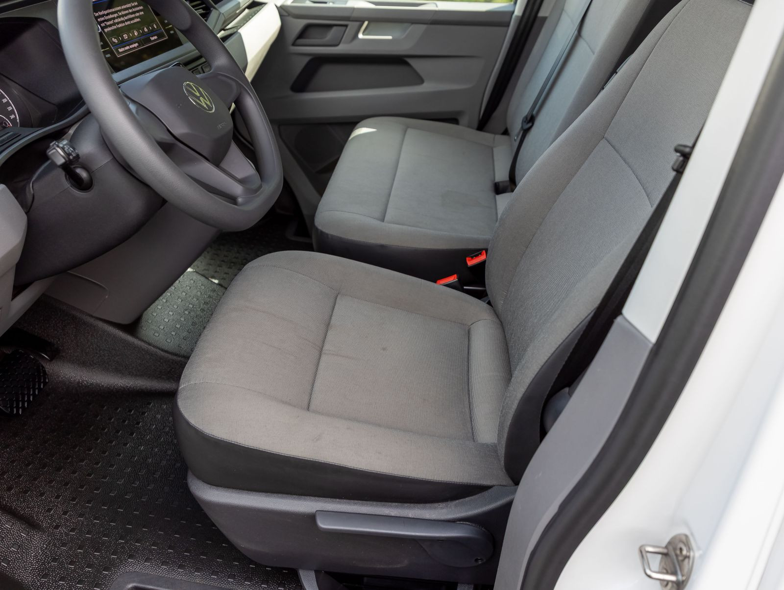 Volkswagen T6.1 Kasten 2.0 TDI DSG 4-Motion kurzer Radstand, Navi, LED, Rückfahrkamera