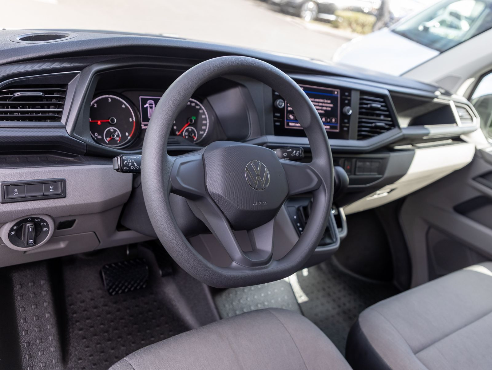 Volkswagen T6.1 Kasten 2.0 TDI DSG 4-Motion kurzer Radstand, Navi, LED, Rückfahrkamera