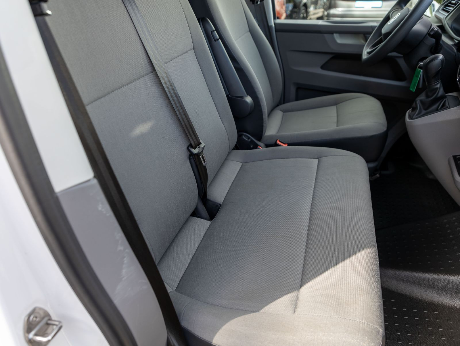 Volkswagen T6.1 Kasten 2.0 TDI DSG 4-Motion kurzer Radstand, Navi, LED, Rückfahrkamera