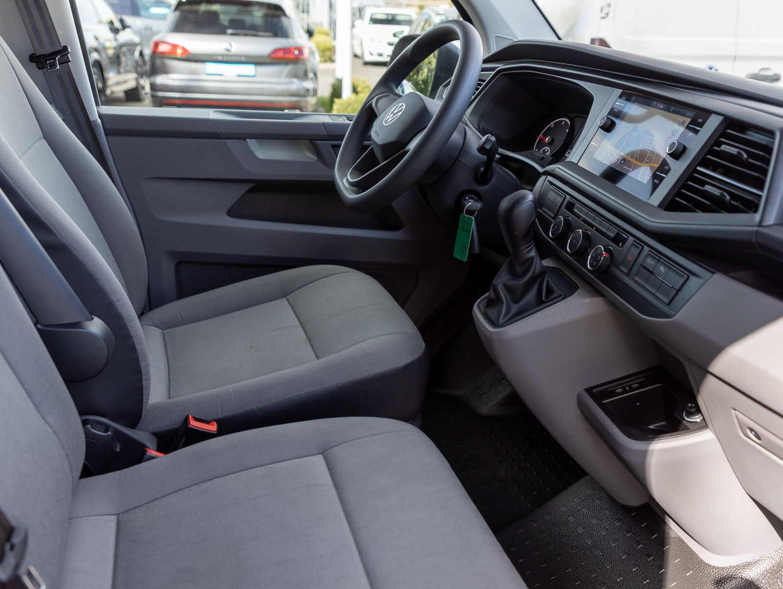 Volkswagen T6.1 Kasten 2.0 TDI DSG 4-Motion kurzer Radstand, Navi, LED, Rückfahrkamera