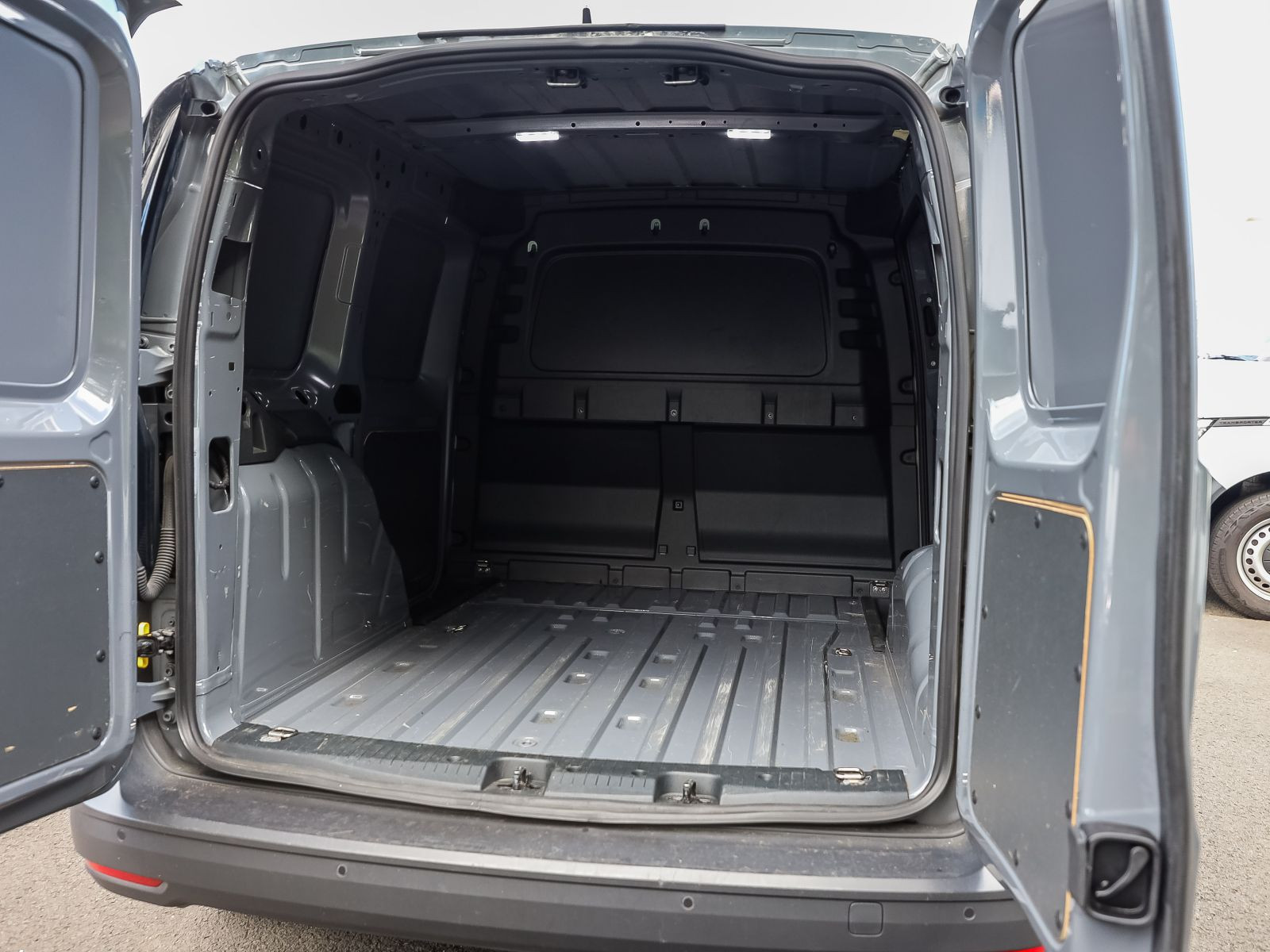 Volkswagen Caddy 2.0 TDI DSG Cargo, LED, Klima, Sitzheizung