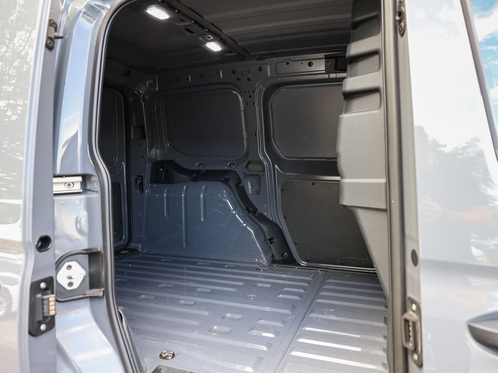 Volkswagen Caddy 2.0 TDI DSG Cargo, LED, Klima, Sitzheizung