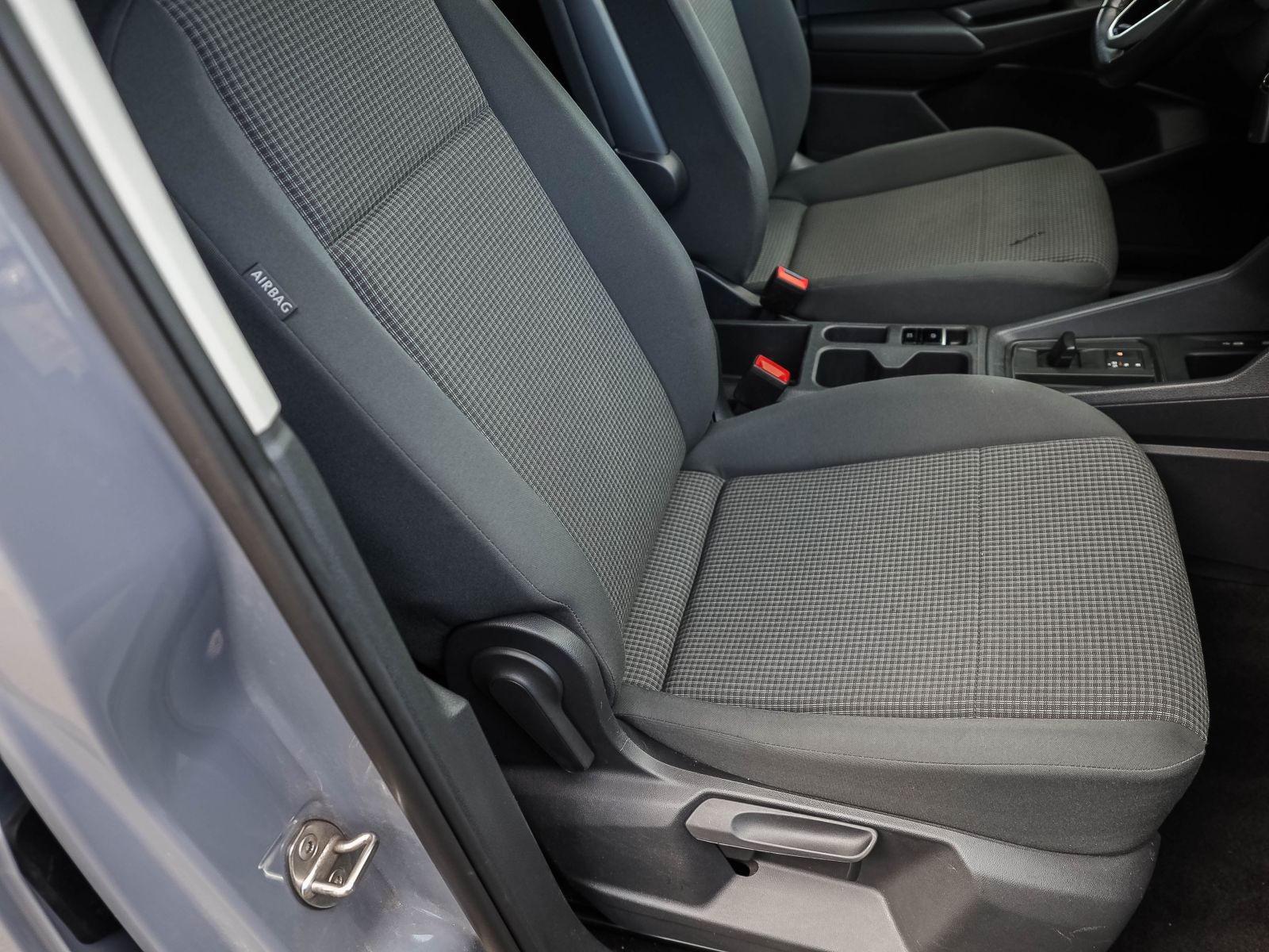 Volkswagen Caddy 2.0 TDI DSG Cargo, LED, Klima, Sitzheizung