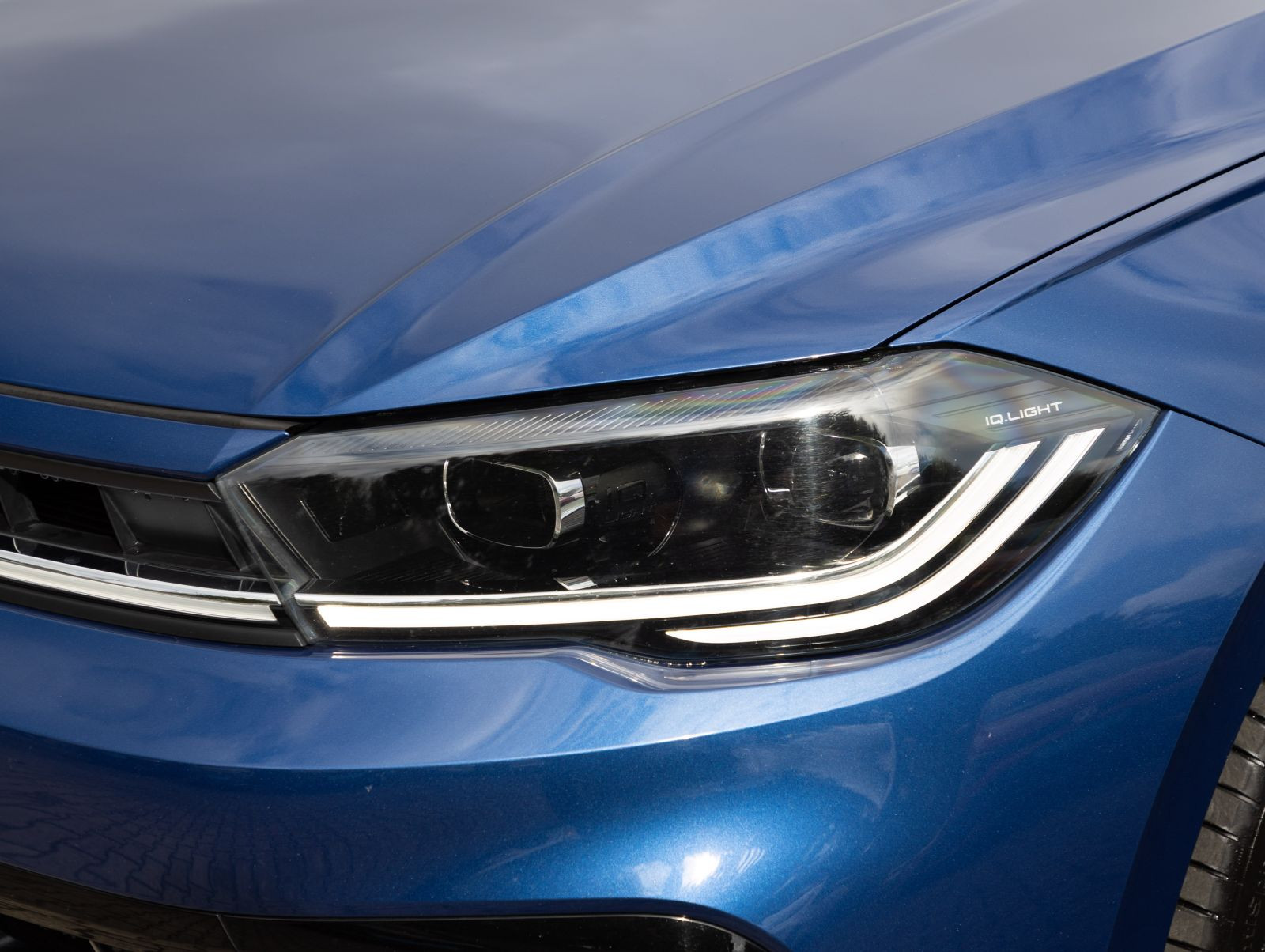 Volkswagen Polo 1.0 TSI DSG R-Line, Panoramadach, LED-Matrix, Navi, Rückfahrkamera
