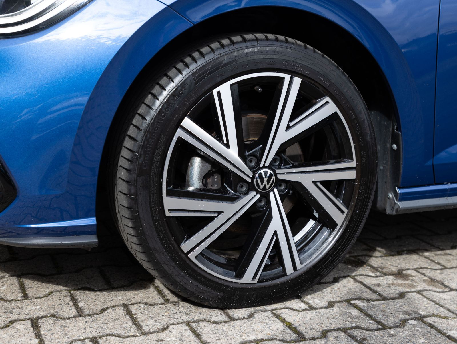 Volkswagen Polo 1.0 TSI DSG R-Line, Panoramadach, LED-Matrix, Navi, Rückfahrkamera