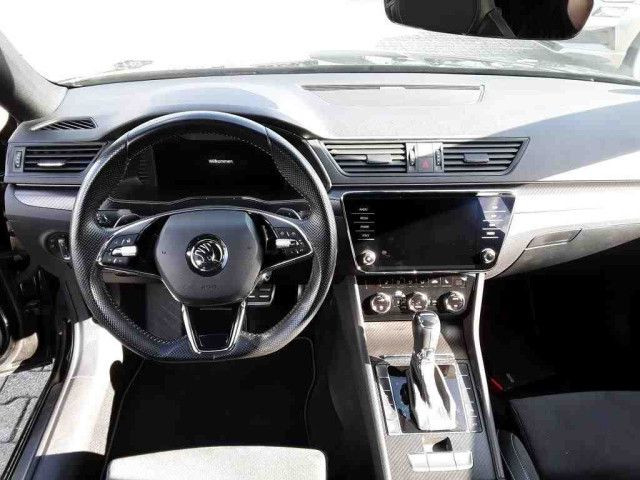 Skoda Superb Combi Sportline 2.0 TDI DSG LED Sitzhzg