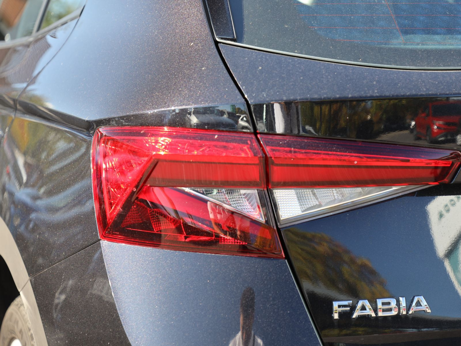 Skoda Fabia Selection 1.5 TSI DSG EPH LED Navi Sitzhzg