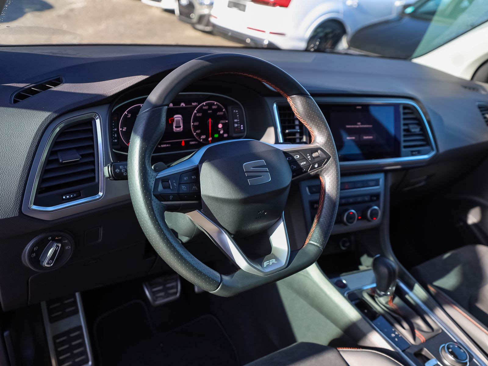 Seat Ateca FR 2.0TDI DSG Navi LED ACC EPH CarPlay AHK