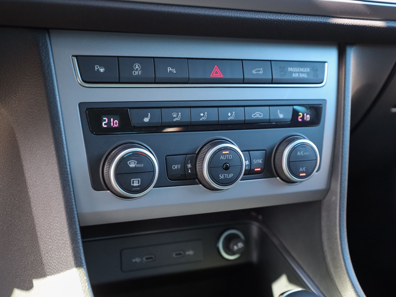 Seat Ateca FR 2.0TDI DSG Navi LED ACC EPH CarPlay AHK