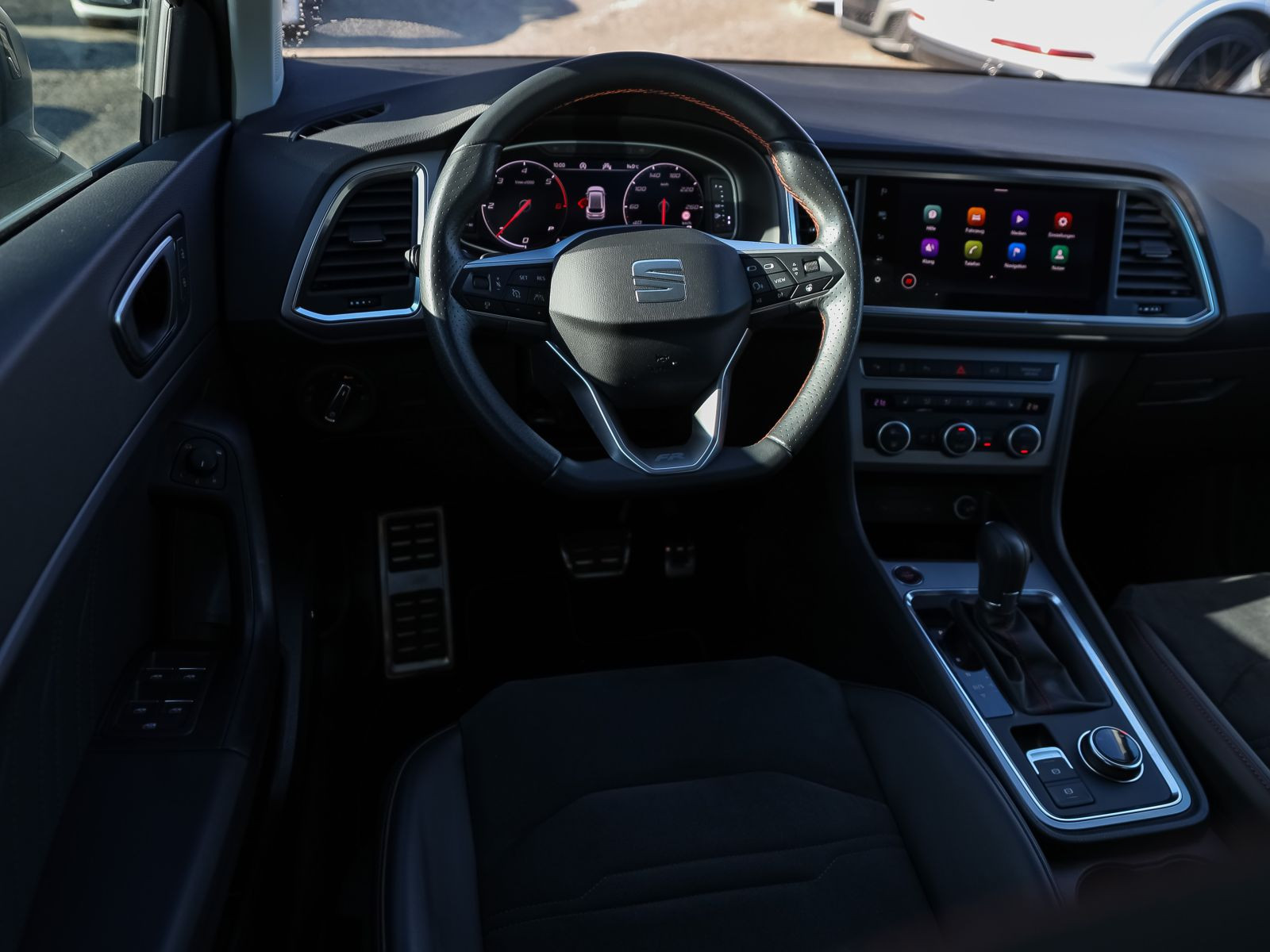 Seat Ateca FR 2.0TDI DSG Navi LED ACC EPH CarPlay AHK