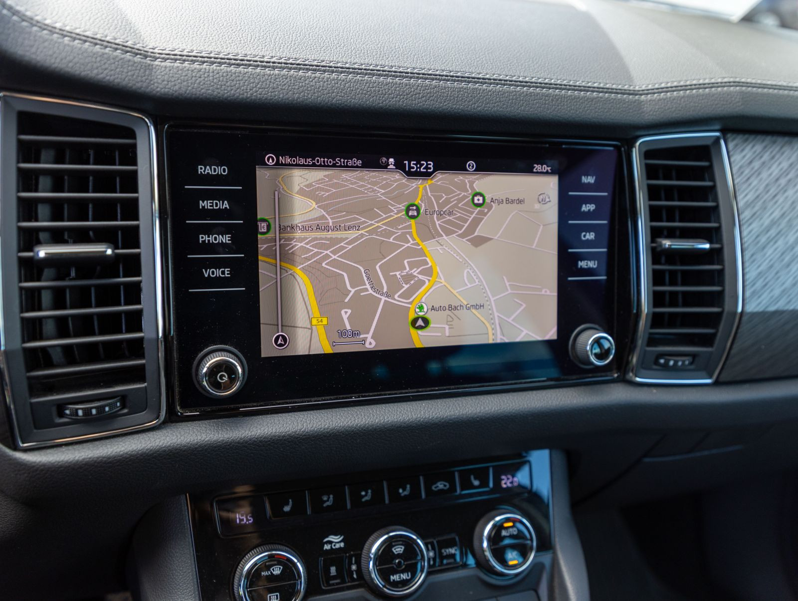 Skoda Kodiaq Style 2.0TDI 4x4 DSG ACC Navi AHK EPH LED