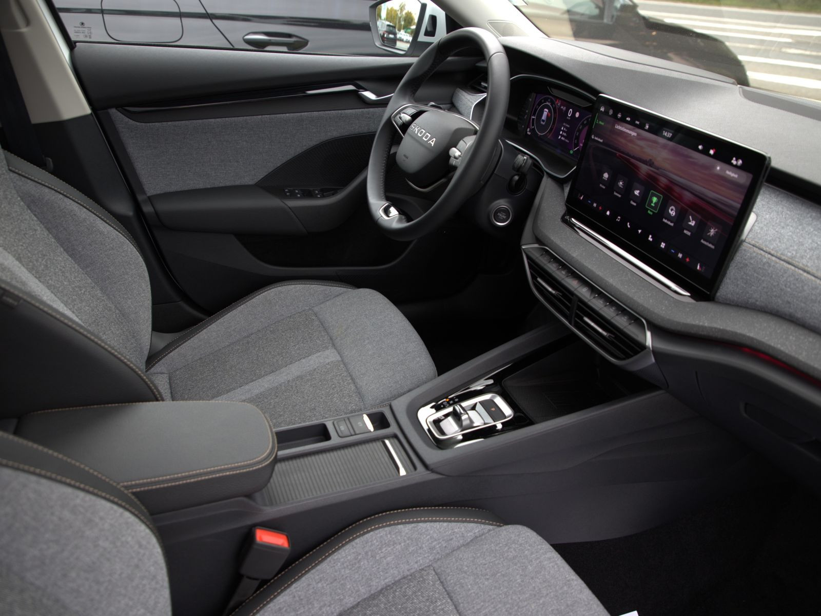 Skoda Octavia Combi Tour 2.0 TDI Navi Matrix HUD ACC
