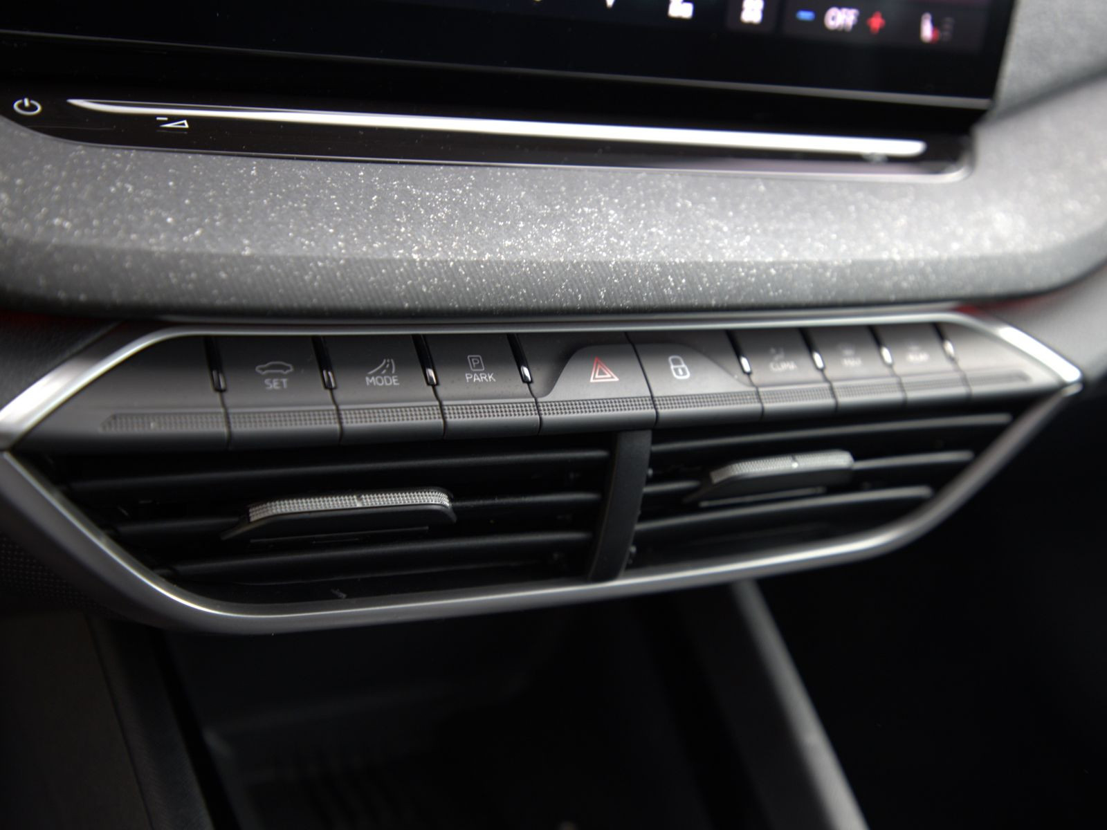 Skoda Octavia Combi Tour 2.0 TDI Navi Matrix HUD ACC
