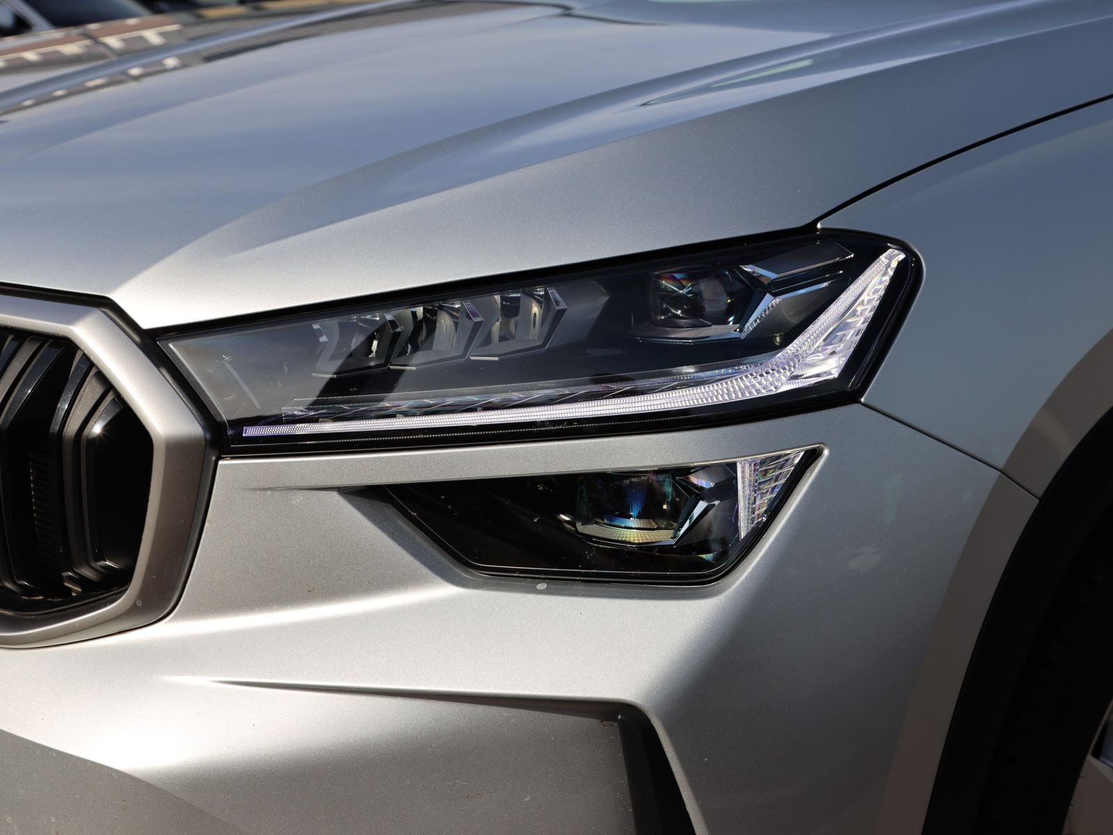 Skoda Kodiaq Selection 2.0 TDI DSG 4x4 Navi AHK ACC