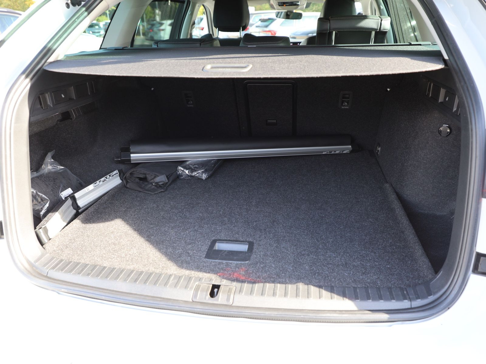 Skoda Octavia Combi Selection 1.5 TSI eTec Navi LED