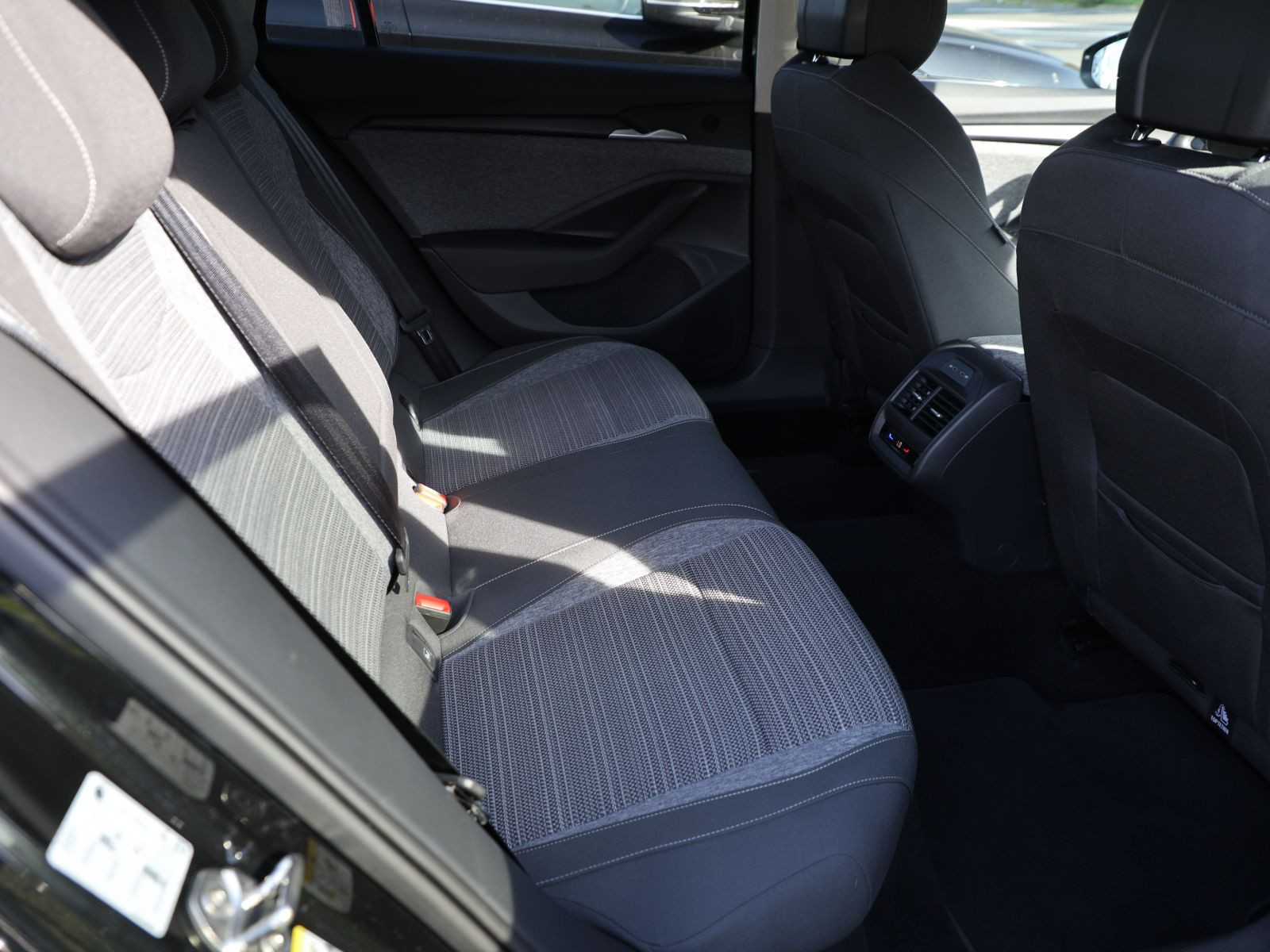 Skoda Superb Combi Selection 2.0 TSI DSG 4X4 Navi HuD