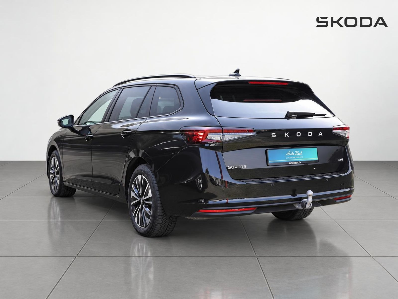 Skoda Superb Combi Selection 2.0 TSI DSG 4X4 Navi HuD