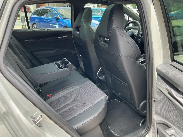 Skoda Enyaq RS Matrix HUD AHK ACC Panorama CarPlay