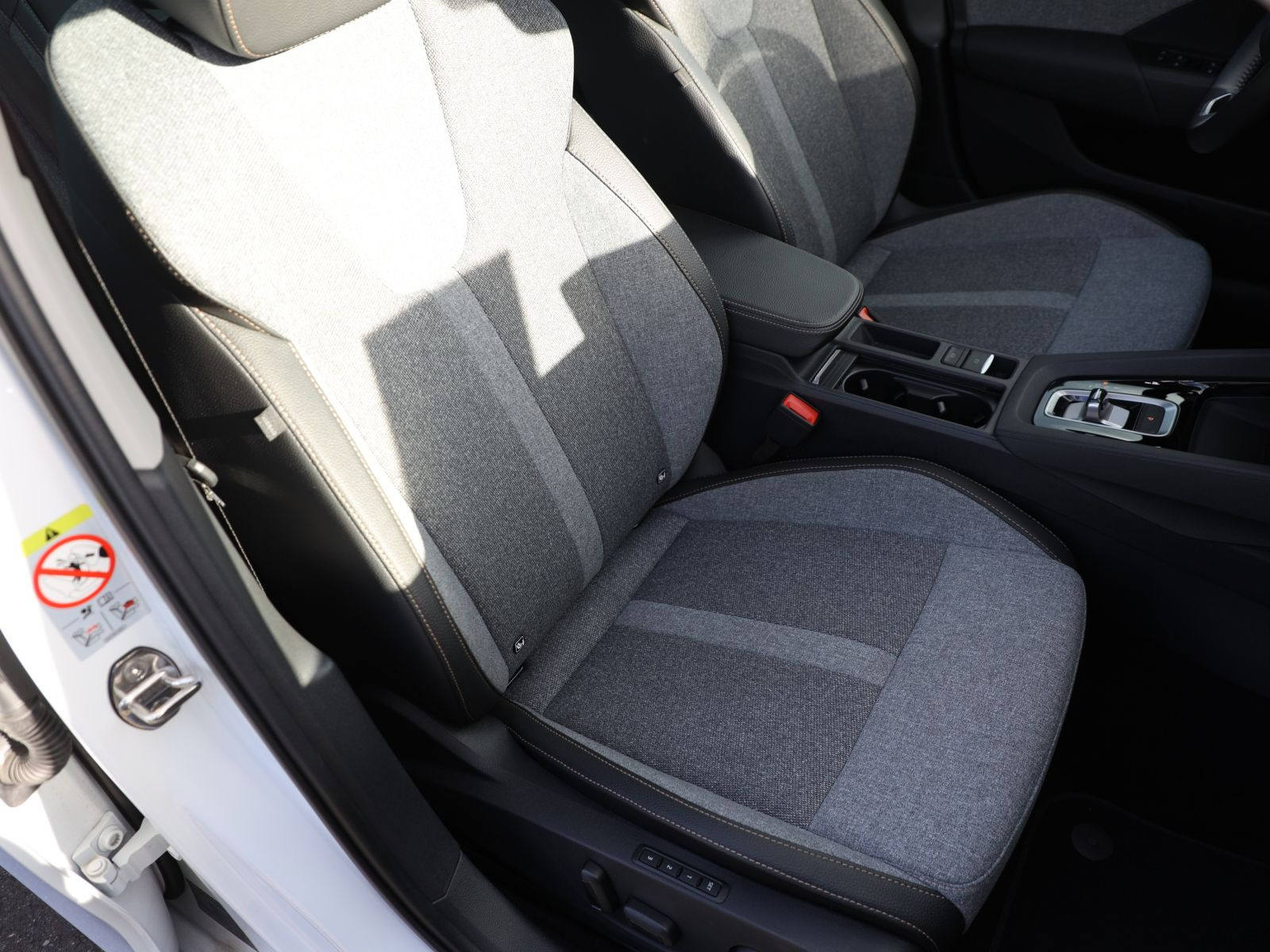 Skoda Octavia Combi Tour 2.0TDI 110kW  DSG Navi AHK Panorama