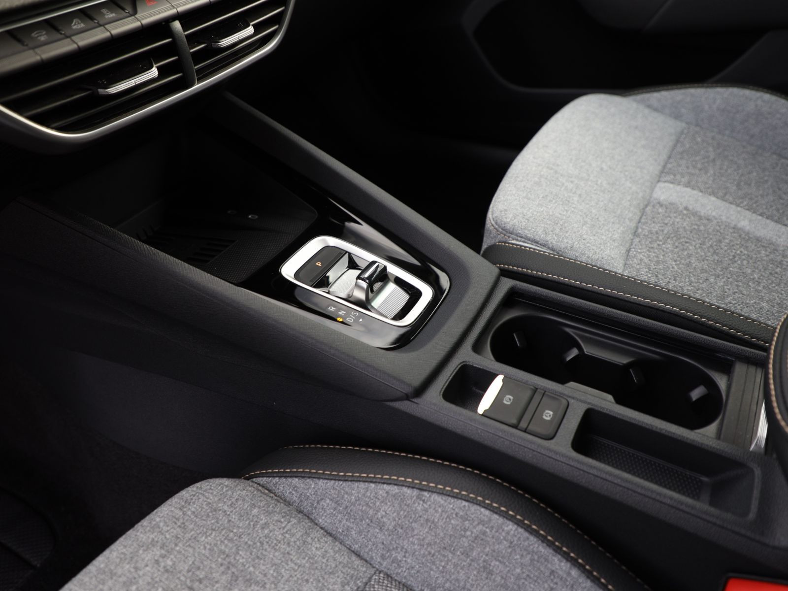 Skoda Octavia Combi Tour 2.0TDI 110kW DSG Navi ACC