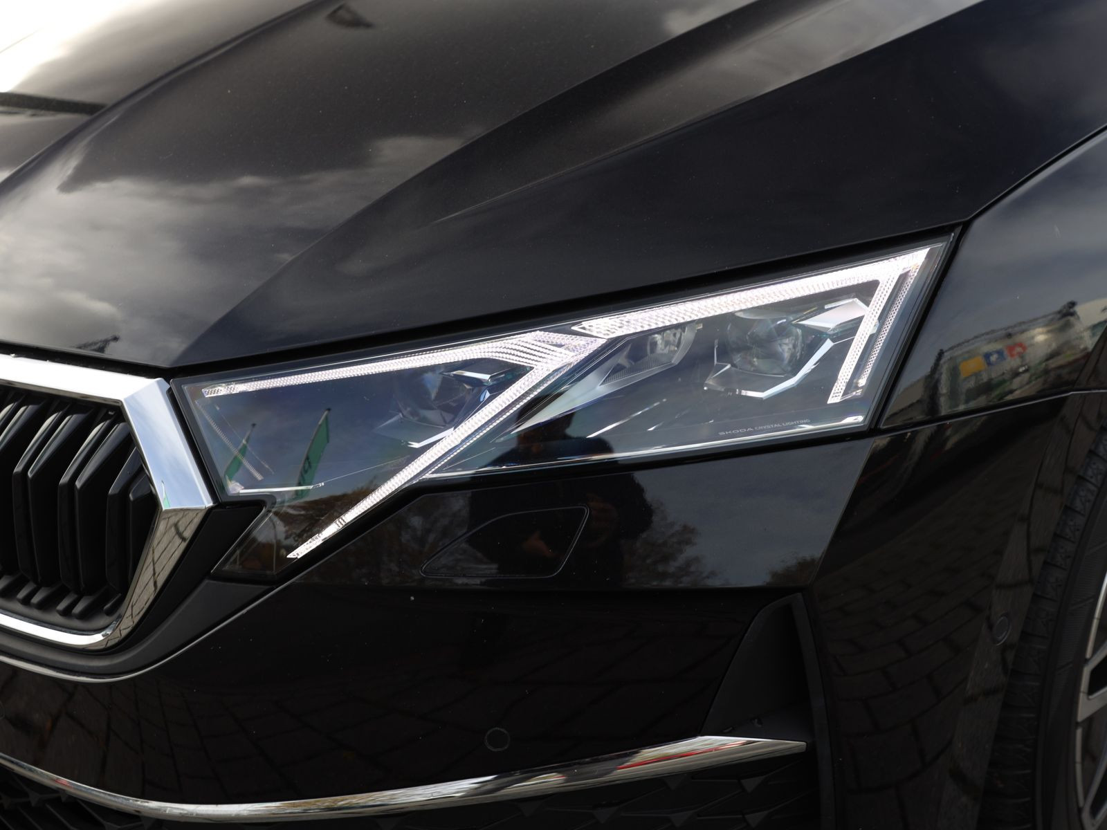 Skoda Octavia Combi Tour 2.0TDI 110kW DSG Navi ACC