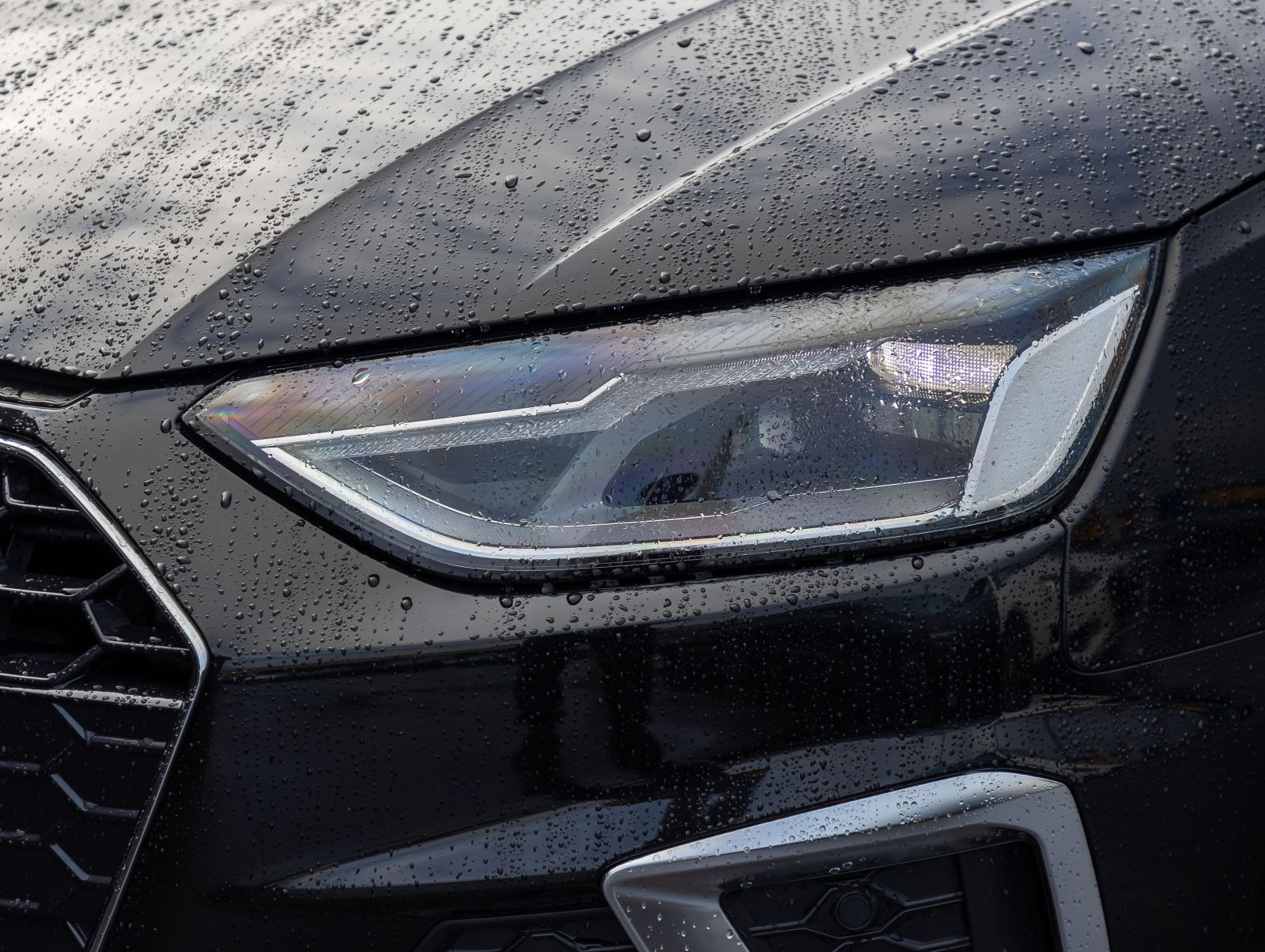 Audi A4 Avant S line 35TDI Stronic Navi LED GRA EPH