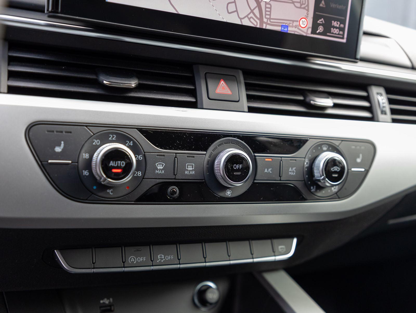 Audi A4 Avant S line 35TDI Stronic Navi LED GRA EPH