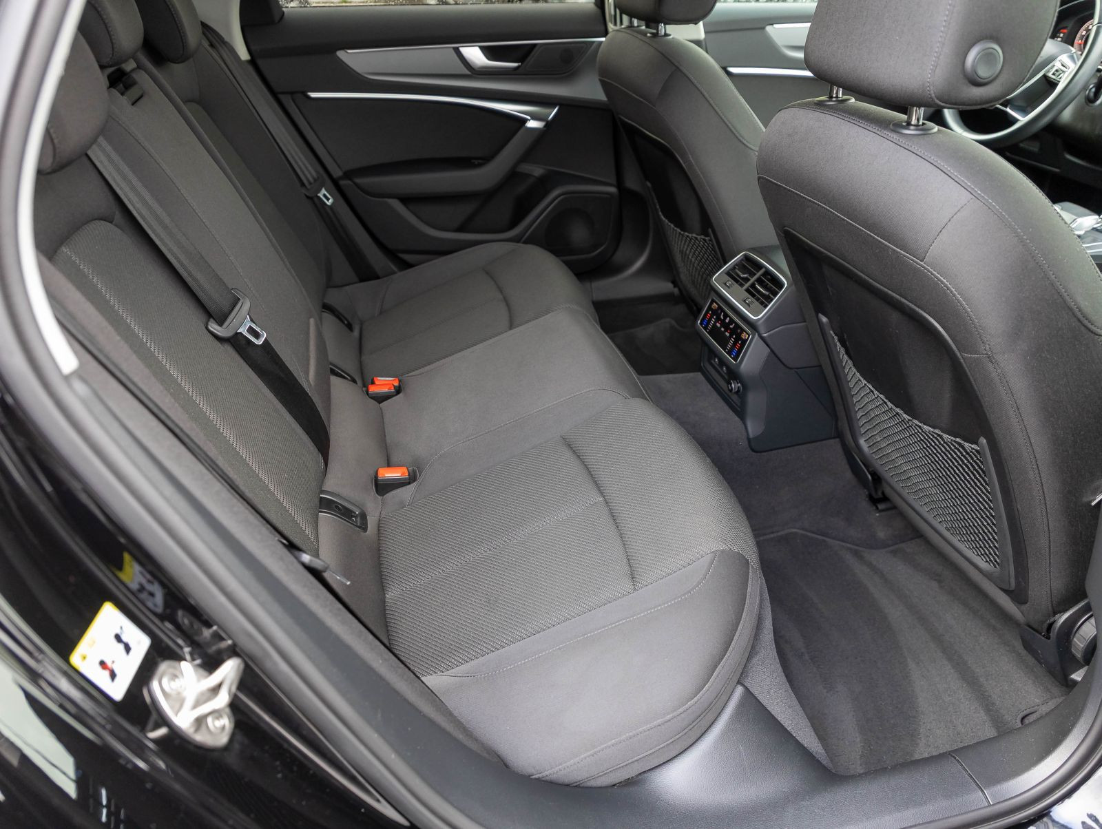 Audi A6 Avant S line 45TFSI Stronic Navi LED ACC AHK