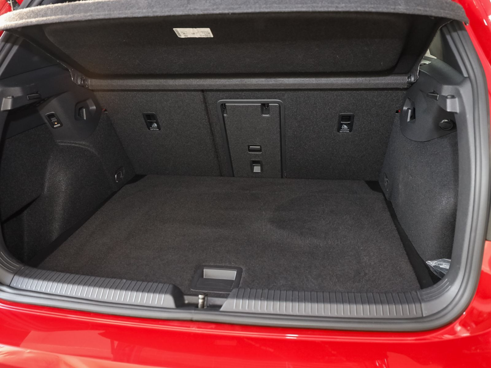 Volkswagen Golf VIII GTI 2.0TSI Navi LED Standhzg Panorama AHK
