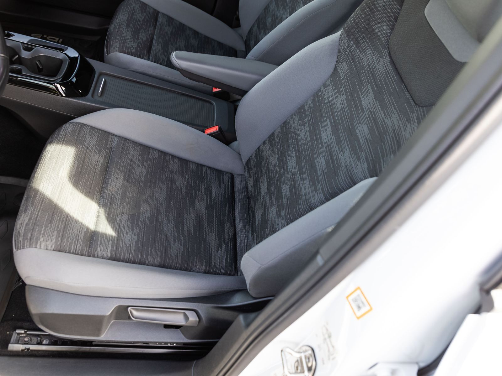 Volkswagen ID.5 Pro Performance, AHK, LED, Rückfahrkamera, App-Connect