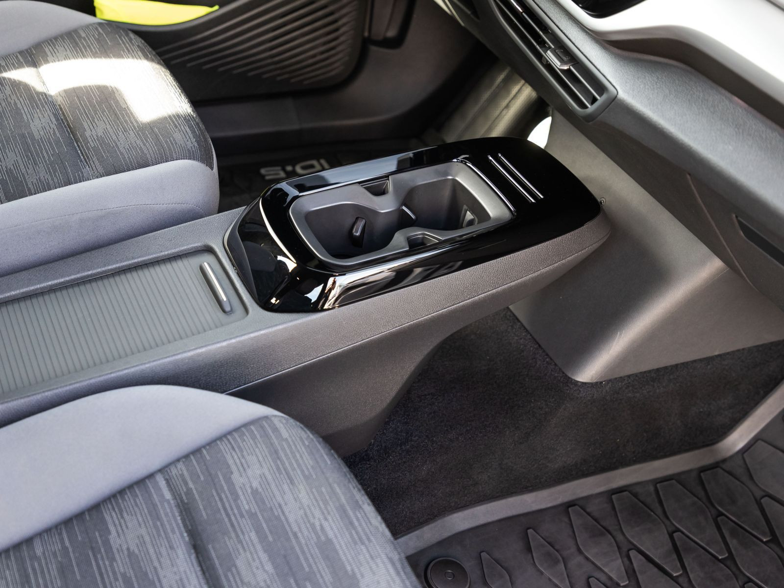 Volkswagen ID.5 Pro Performance, AHK, LED, Rückfahrkamera, App-Connect