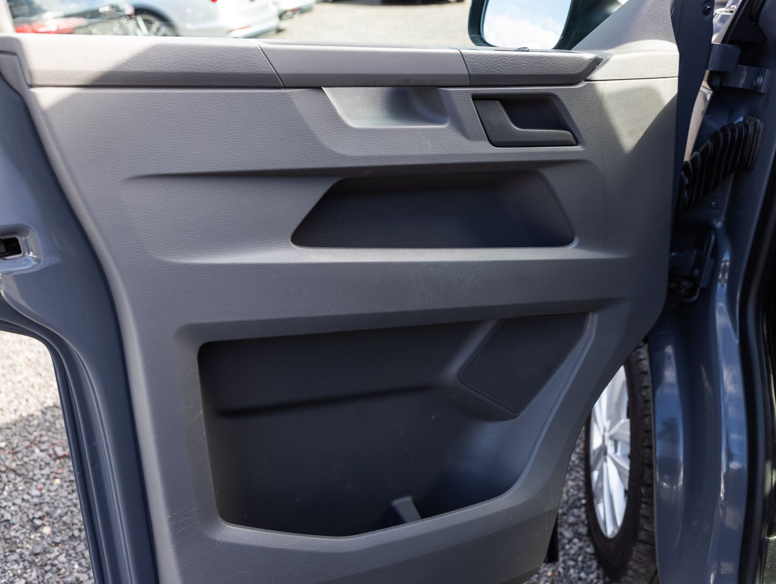 Volkswagen T6.1 Kasten kR 2.0TDI DSG LED EPH DAB CarPlay AHK