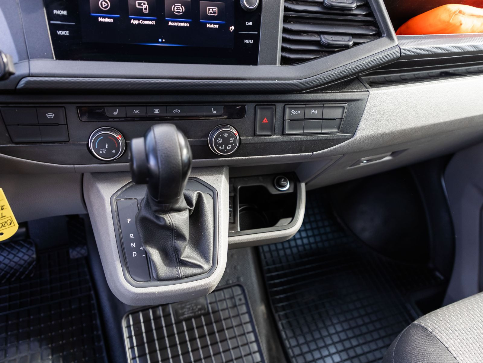 Volkswagen T6.1 Kasten kR 2.0TDI DSG LED EPH DAB CarPlay AHK