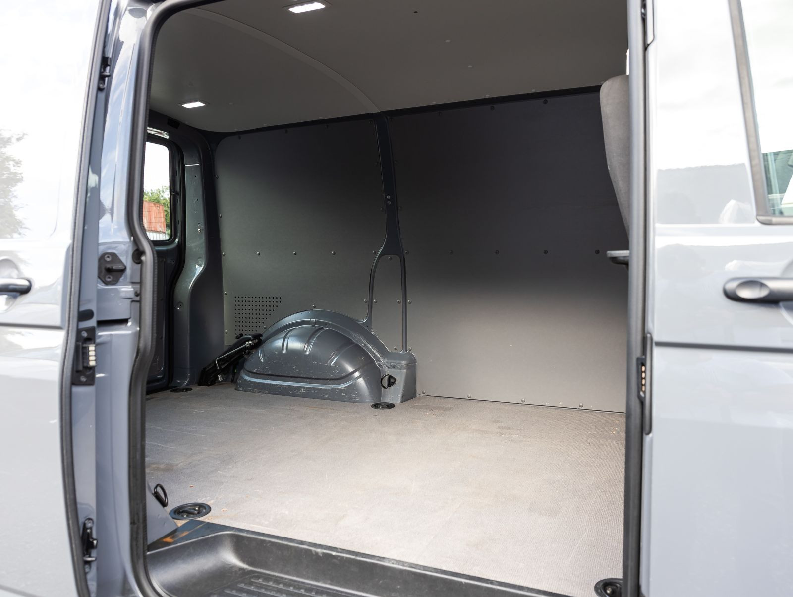 Volkswagen T6.1 Kasten kR 2.0TDI DSG LED EPH DAB CarPlay AHK