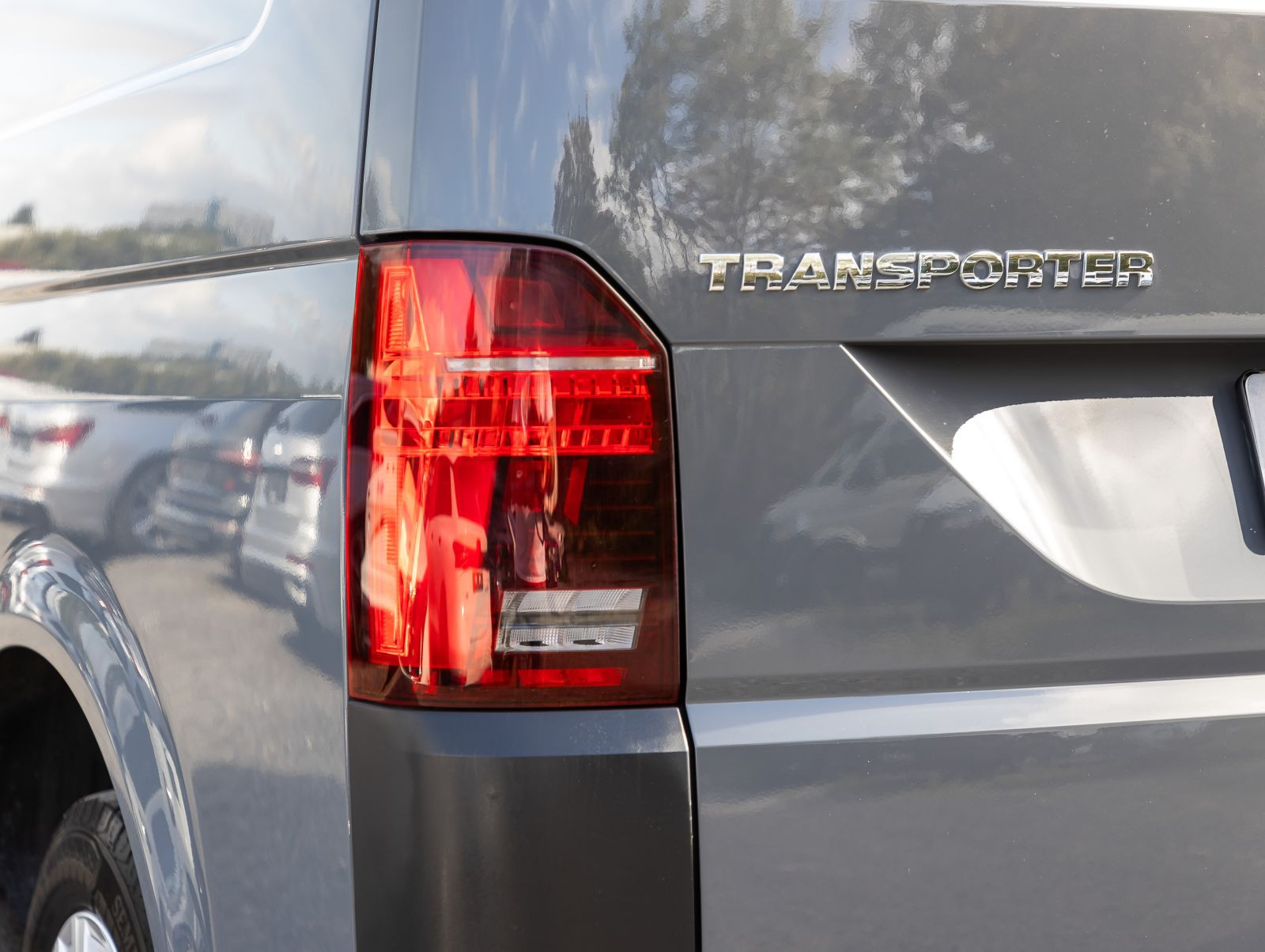 Volkswagen T6.1 Kasten kR 2.0TDI DSG LED EPH DAB CarPlay AHK