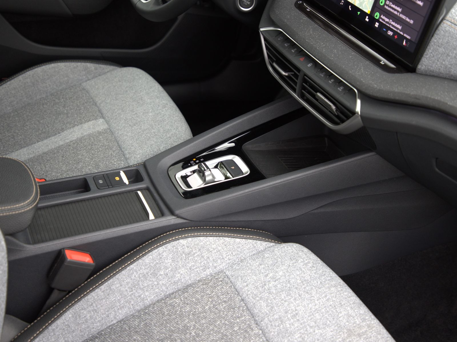 Skoda Octavia Combi Selection 2,0TDI ACC HuD Navi LED