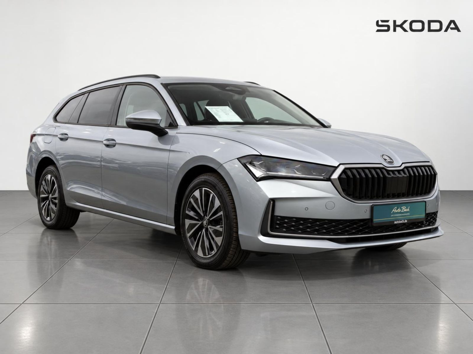 Skoda Superb Combi Selection 2.0TDI ACC HuD Navi LED