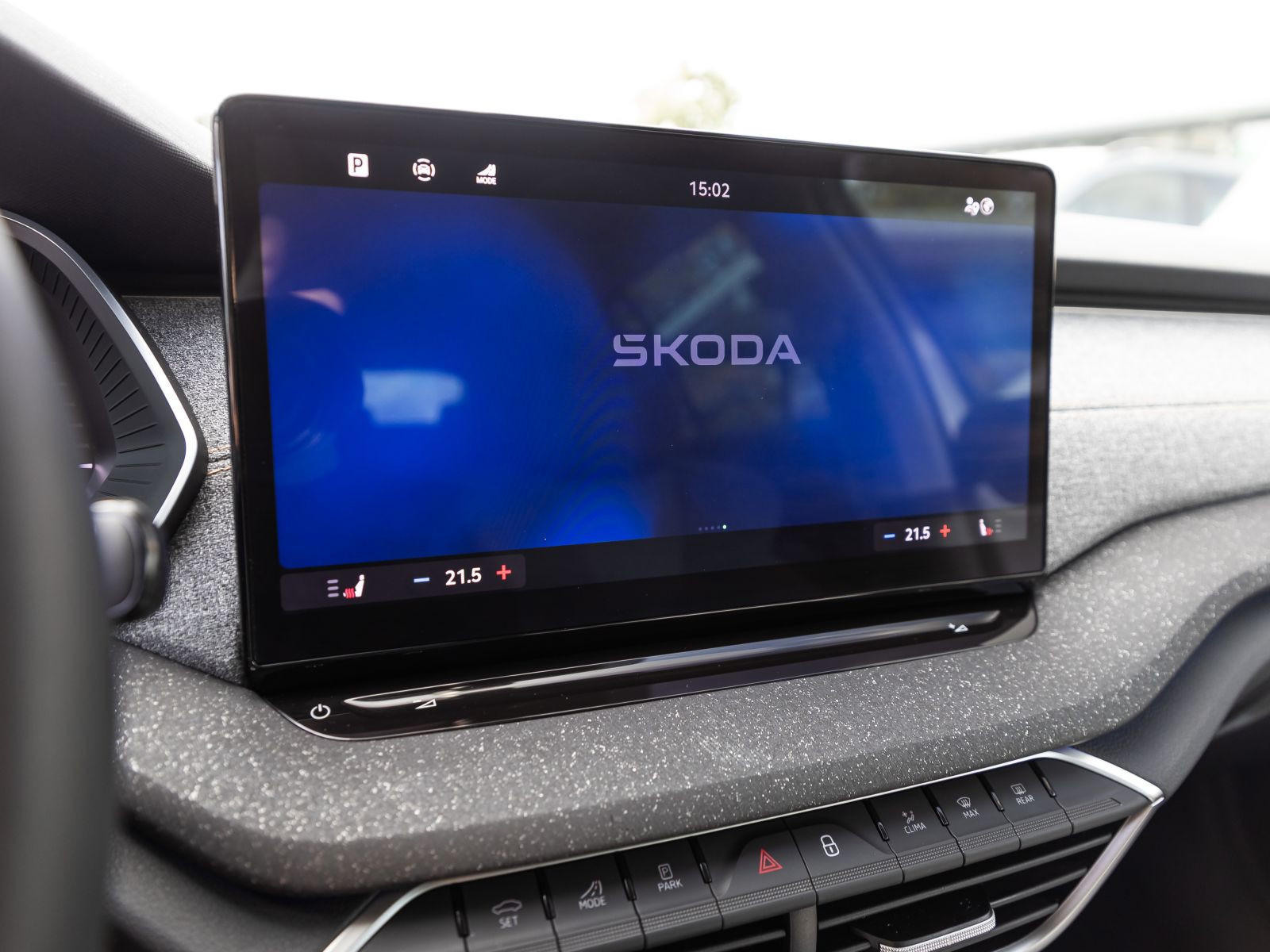 Skoda Octavia Combi Selection 2.0TDI LED ACC AHK Navi