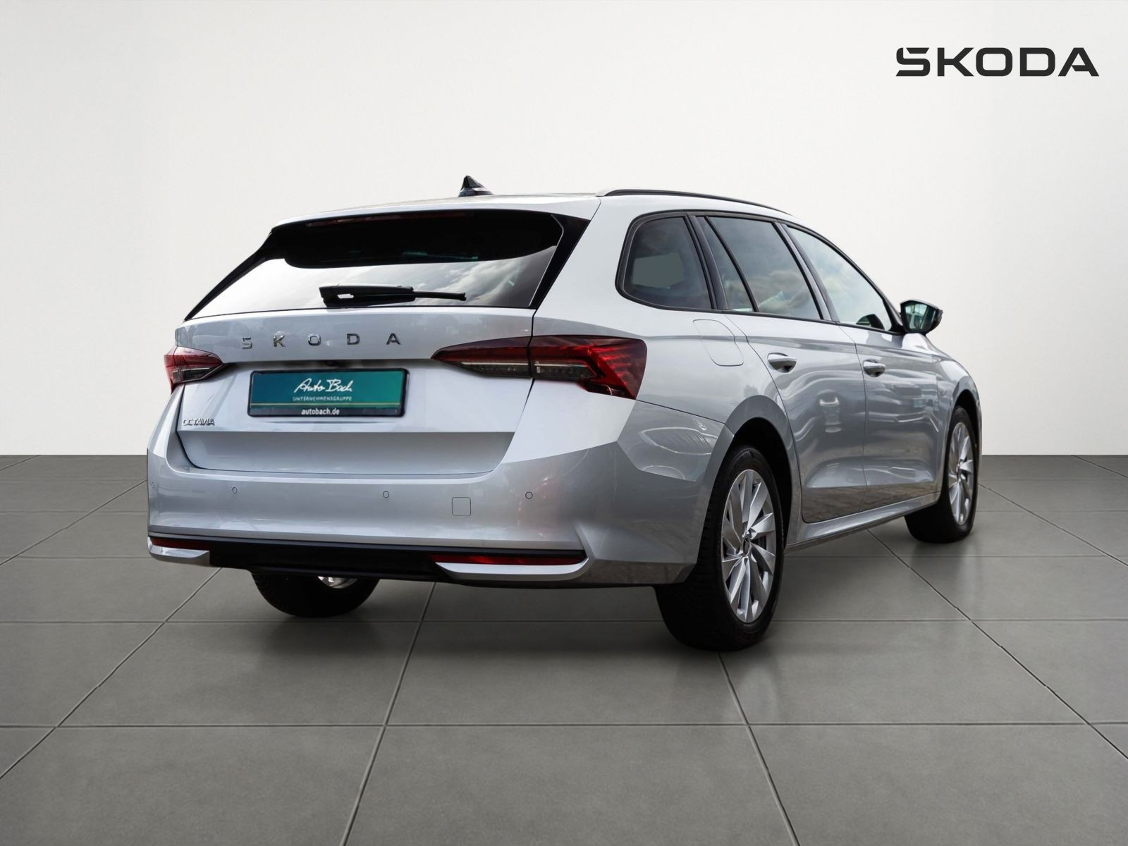 Skoda Octavia Combi Selection 2.0TDI LED ACC AHK Navi