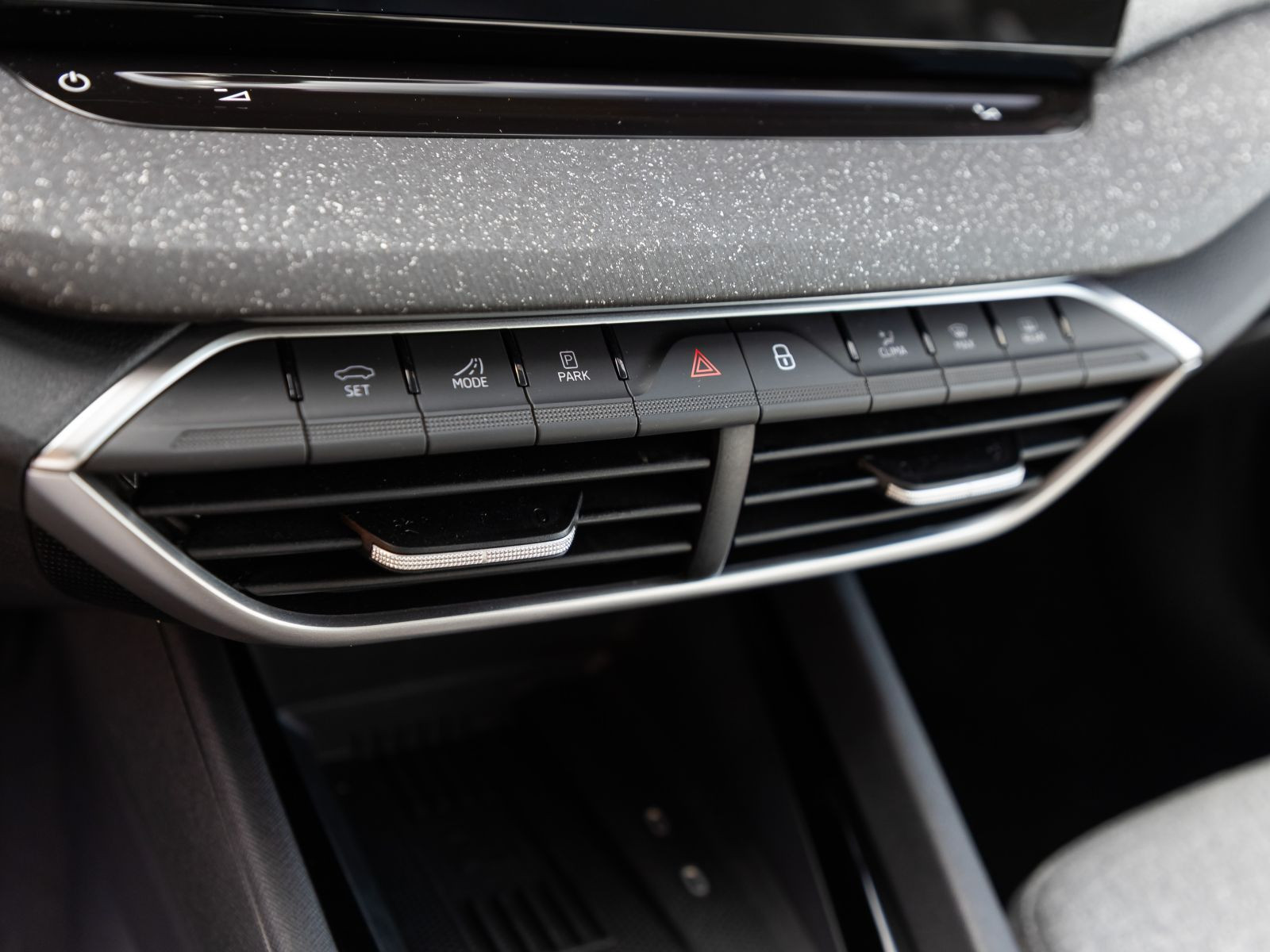 Skoda Octavia Combi Tour 2.0TDI 110kW ACC LED