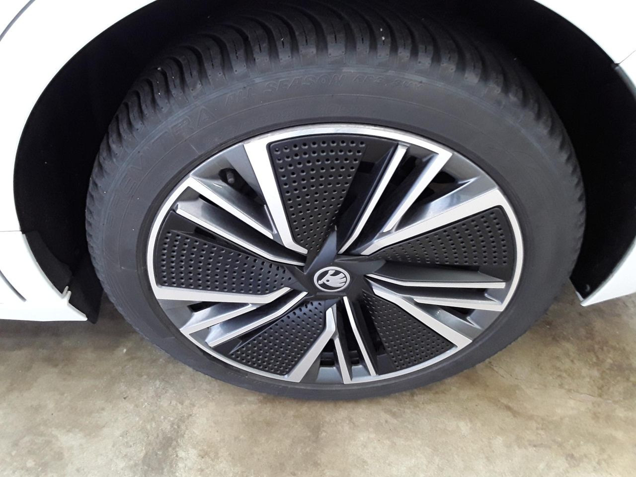 Skoda Enyaq Coupé Clever 85 LED ACC Panorama Navi AHK