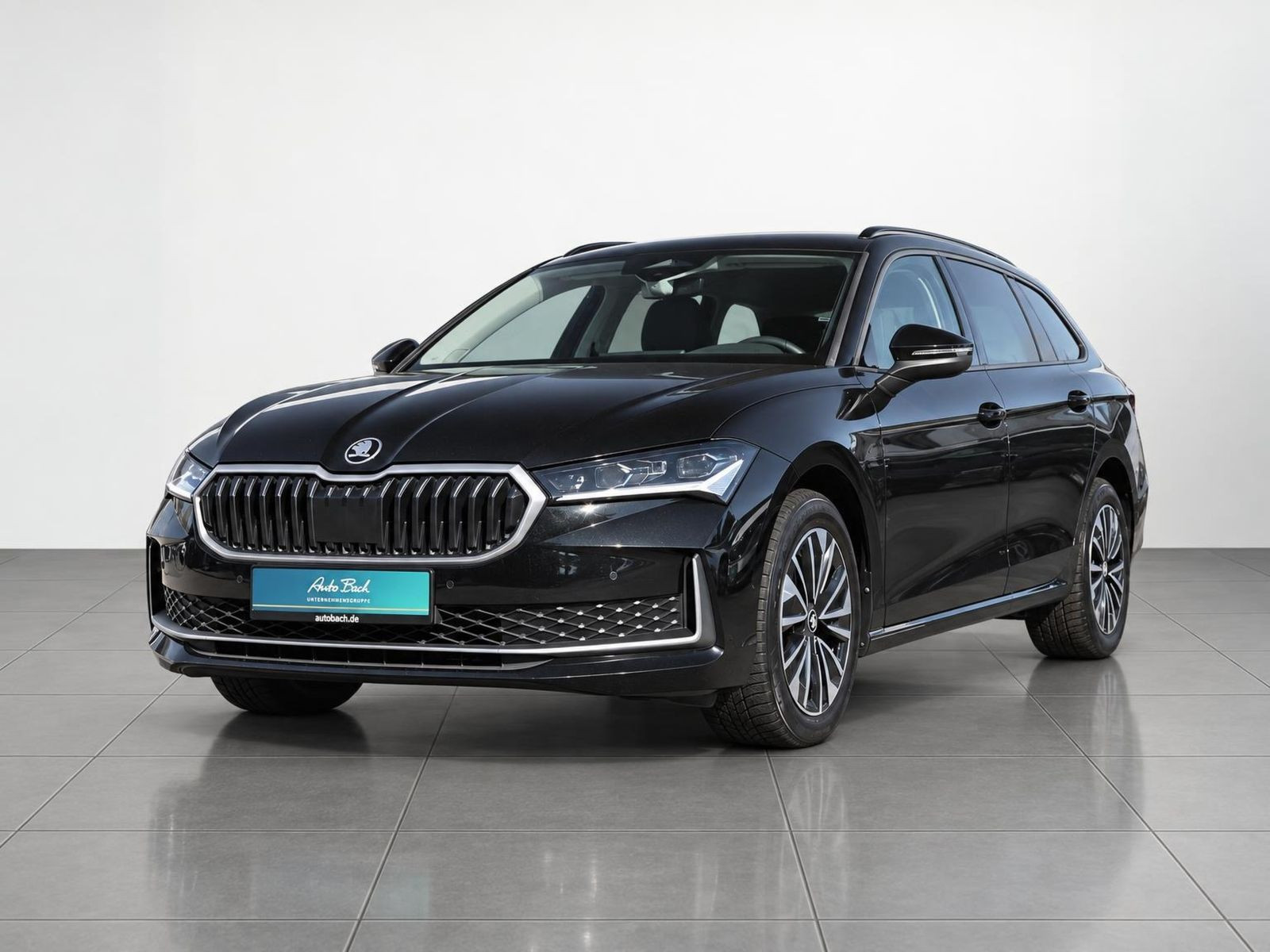 Skoda Superb Combi Selection 2.0 TDI LED ACC Navi AHK