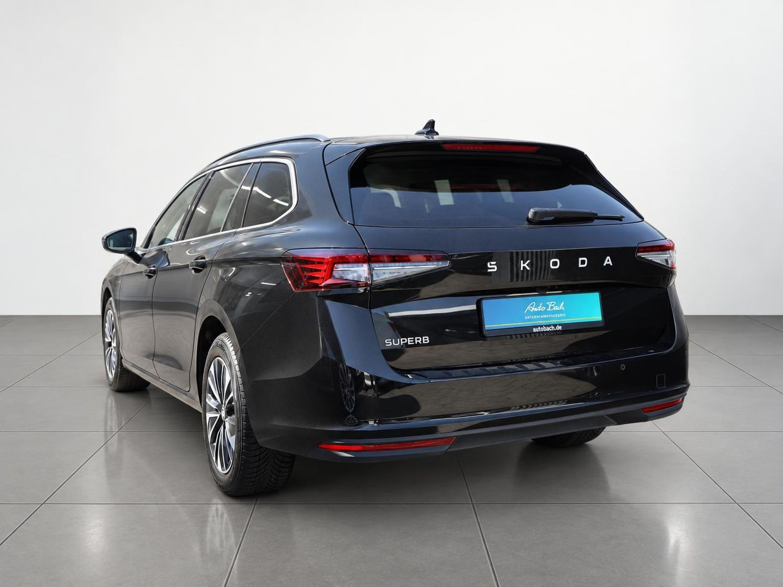 Skoda Superb Combi Selection 2.0 TDI LED ACC Navi AHK