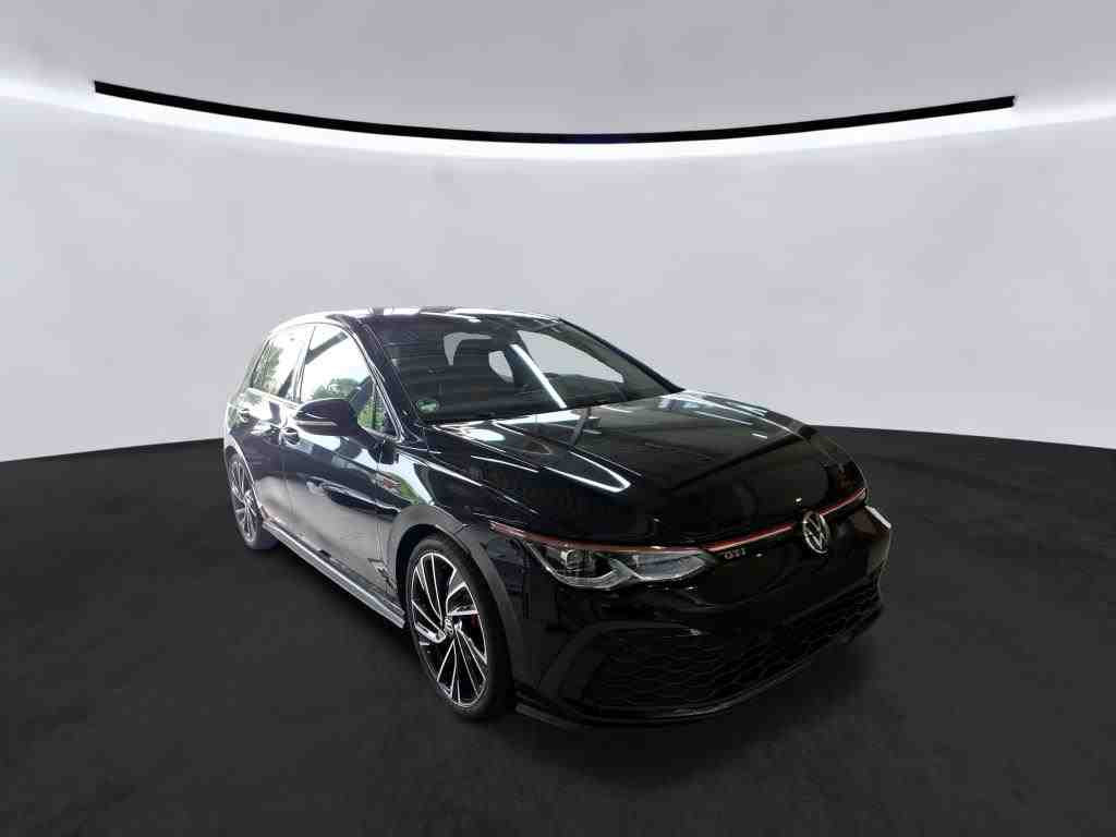 Volkswagen Golf VIII GTI 2.0 TSI DSG, Panoramadach, LED-Matrix, Soundsystem, Navi, Rückfahrkamera