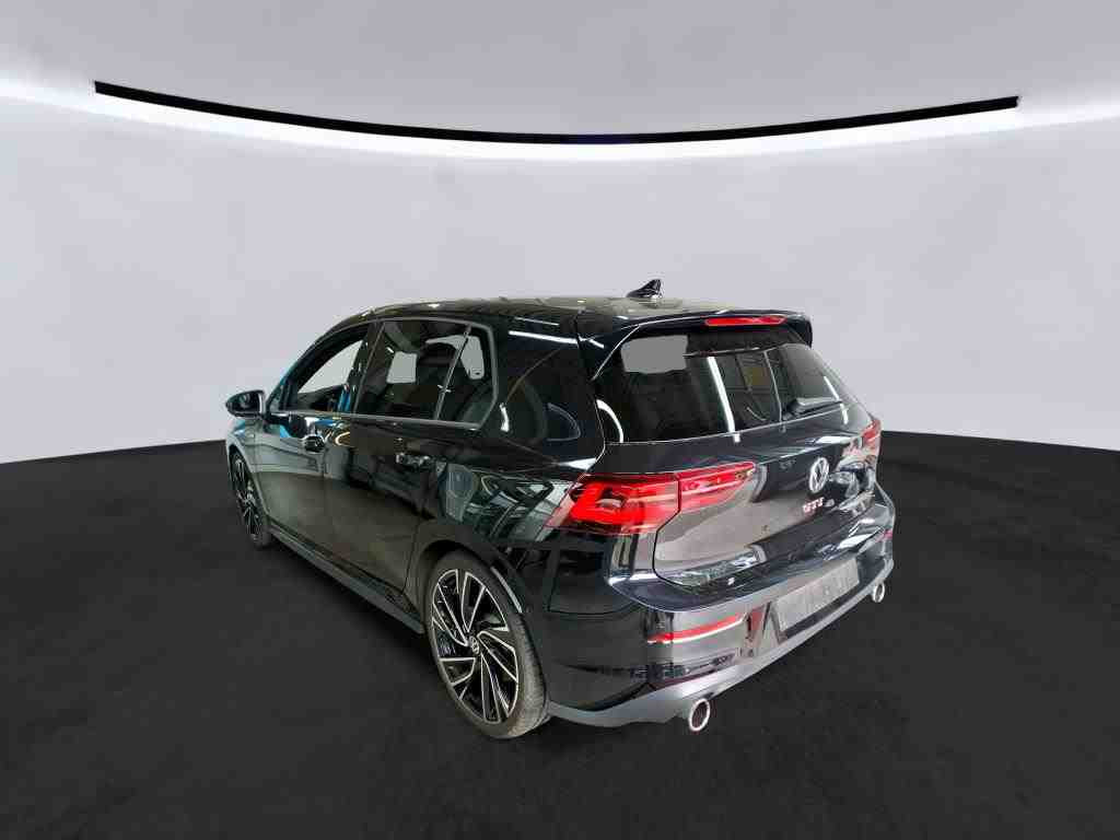 Volkswagen Golf VIII GTI 2.0 TSI DSG, Panoramadach, LED-Matrix, Soundsystem, Navi, Rückfahrkamera
