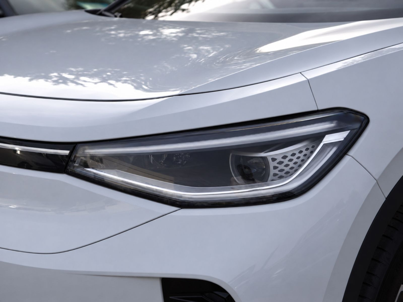 Volkswagen ID.4 GTX, AHK, LED-Matrix, Navi, Rückfahrkamera, Standklimatisierung
