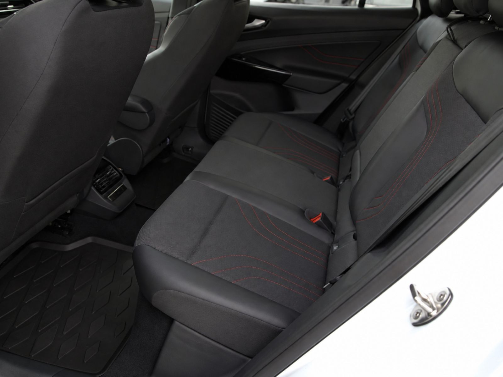 Volkswagen ID.4 GTX, AHK, LED-Matrix, Navi, Rückfahrkamera, Standklimatisierung